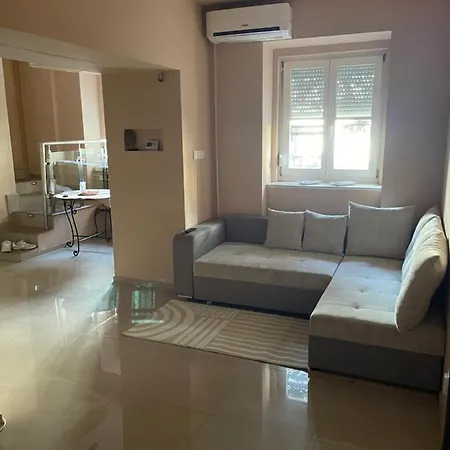 Gellert Apartman * بودابست